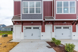301 Harper Landing Unit 301, Chapel Hill, TN 37034