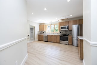 48 Shannon St Unit 2, Brighton, MA 02135