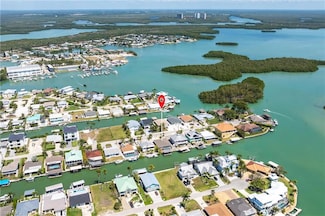 164 Trinidad St, Naples, FL 34113