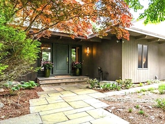 45 Pound St, Medfield, MA 02052