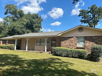14742 Camelia Ave, Magnolia Springs, AL 36555