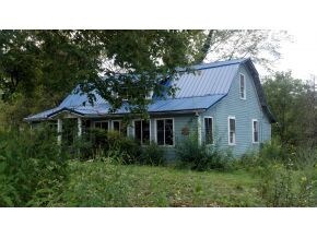 180 Stony Lonesome Rd, Keokee, VA 24265