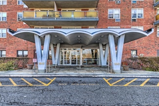 1841 Central Park Ave Unit 8E, Yonkers, NY 10710