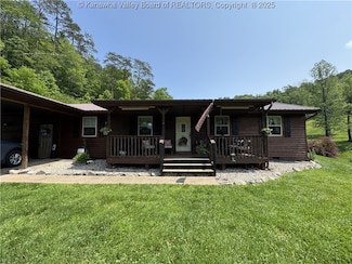 3902 Poca River Rd S, Poca, WV 25159