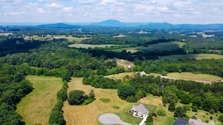 43 Halsey Ct, Wirtz, VA 24184