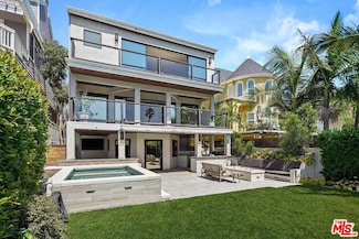 4811 Roma Ct, Marina Del Rey, CA 90292