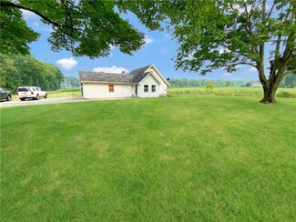 130 Shady Lane Rd, Pulaski, PA 16143