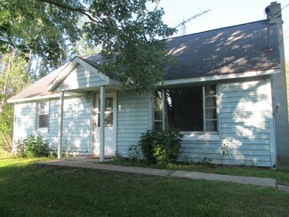 1030 N Western Ave, Cheboygan, MI 49721