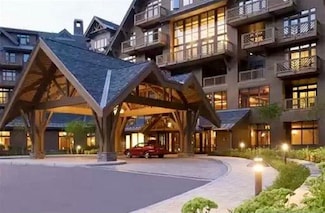 7412 Mountain Rd Unit 402 3-86, Stowe, VT 05672