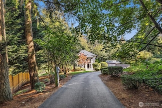 4210 182nd Ave SE, Issaquah, WA 98027
