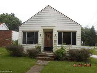 2202 East Ave, Akron, OH 44314