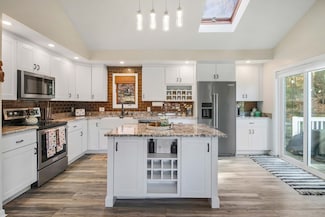 96 Indian Hill Rd, Worcester, MA 01606