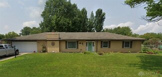 1015 Kentshire Dr, Dayton, OH 45459