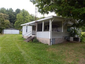 45 Boxwood Ln, Berea, WV 26327