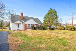 163 Grandview Dr, Amherst, VA 24521