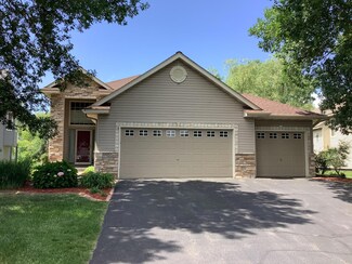 22468 Evergreen Cir, Forest Lake, MN 55025