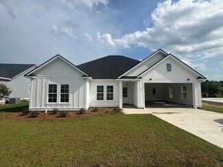 115 Palm Island Dr, Thomasville, GA 31757