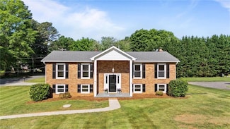 5100 Murray Rd, Winston Salem, NC 27106