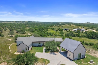 577 Cattle Creek Rd, Johnson City, TX 78636