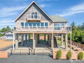 144 Sand Dune Ave SW, Ocean Shores, WA 98569
