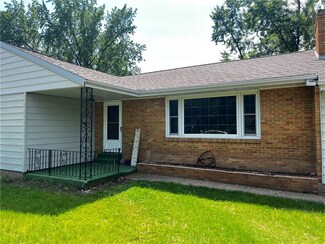 2920 Uranus Ave, Eau Claire, WI 54703