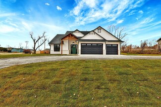 1401 S Aldrich Dr, Andover, KS 67002