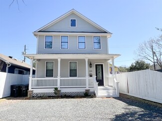 1440 Yale St, Houston, TX 77008