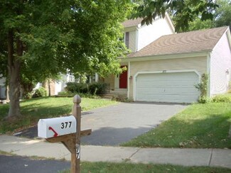 377 Bristol Ln, Fox River Grove, IL 60021
