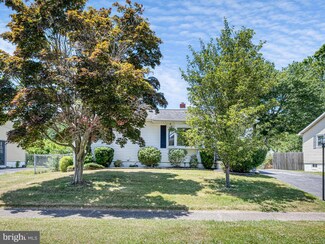 28 Stevens Ave, New Castle, DE 19720
