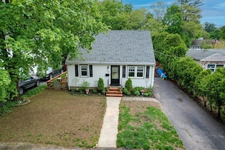 33 Mcphee Rd, Framingham, MA 01701