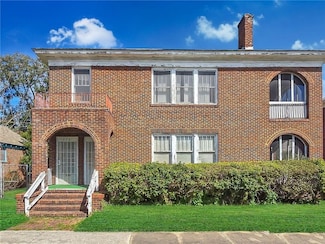 726 E 40th St, Savannah, GA 31401
