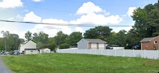 7001 Winthrop St, Henrico, VA 23231