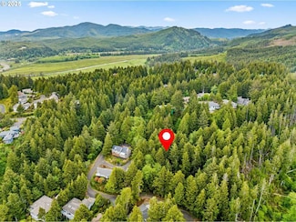 504 Beaver Pond Ln, Glenedenbeach, OR 97367