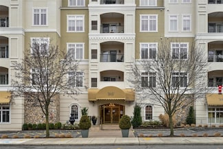410 Westchester Ave Unit 110, Port Chester, NY 10573