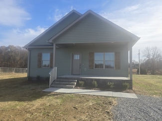 6184 Rocky Mound Rd, Westmoreland, TN 37186