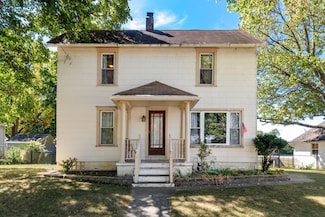 262 Hayes St, Delaware, OH 43015