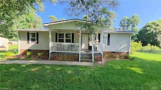 300 Franklin Dr, Winston-Salem, NC 27107