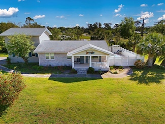 1321 Mcclelland Ave, Port Saint Joe, FL 32456
