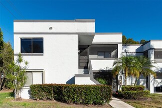 153 Lakeview Dr Unit 201, Weston, FL 33326