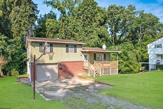 141 Grove St, Morgantown, WV 26501