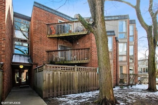 2045 N Larrabee St Unit 7207, Chicago, IL 60614