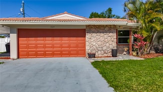 1469 S Hillcrest Ave, Clearwater, FL 33756