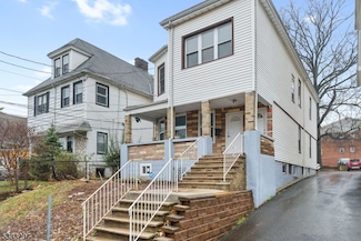 18 Lowden St, Elizabeth, NJ 07208