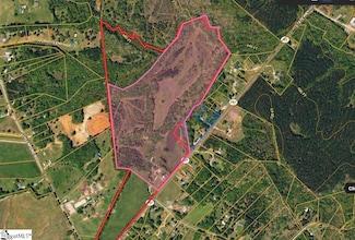 101 Gray Dr, Gray Court, SC 29645