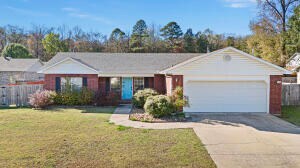 76 Sunflower Dr, Pottsville, AR 72858