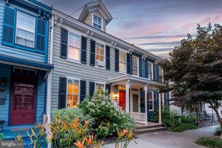 36 Buttonwood St, Lambertville, NJ 08530
