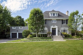 328 Leicester Rd, Kenilworth, IL 60043
