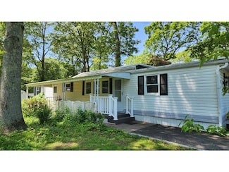 703 Fresh Pond Ave Unit 87, Calverton, NY 11933