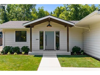 2051 Wembley Park Rd, Lake Oswego, OR 97034