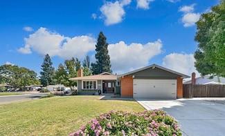 8644 Royalglen Way, Sacramento, CA 95826